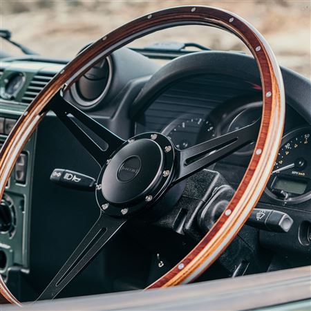 Steering Wheel with Slimline 36 Spline Boss Evander Black - EXT90075 - Exmoor
